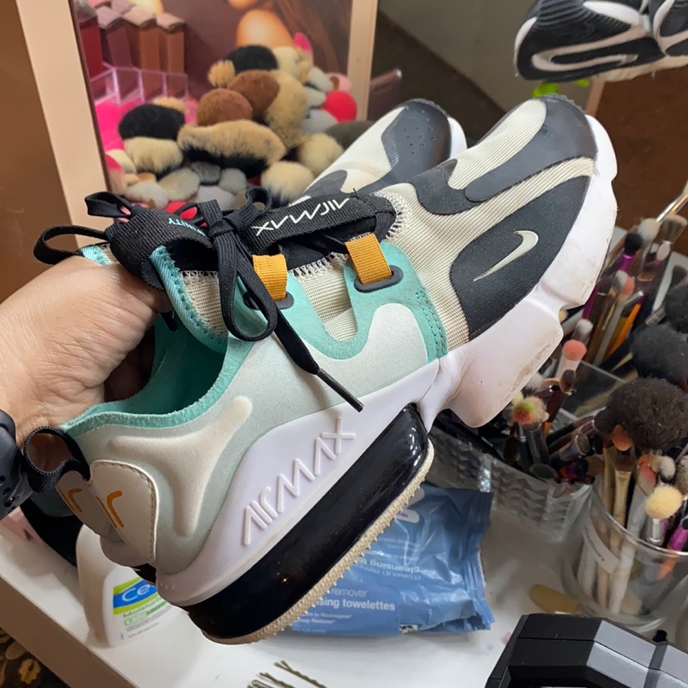 Nike Infinity Airmax 7.5